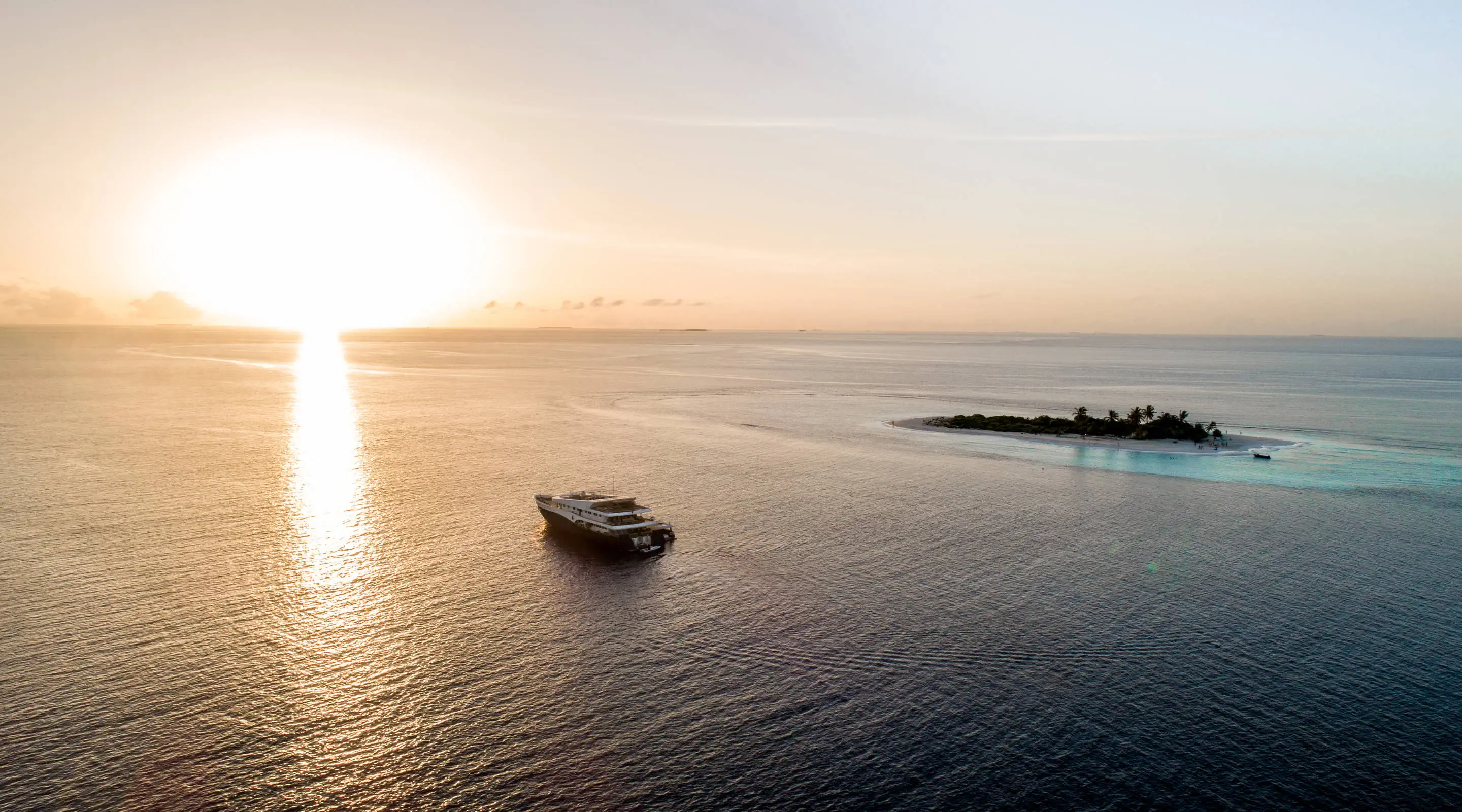 Spa yacht in the Maldives