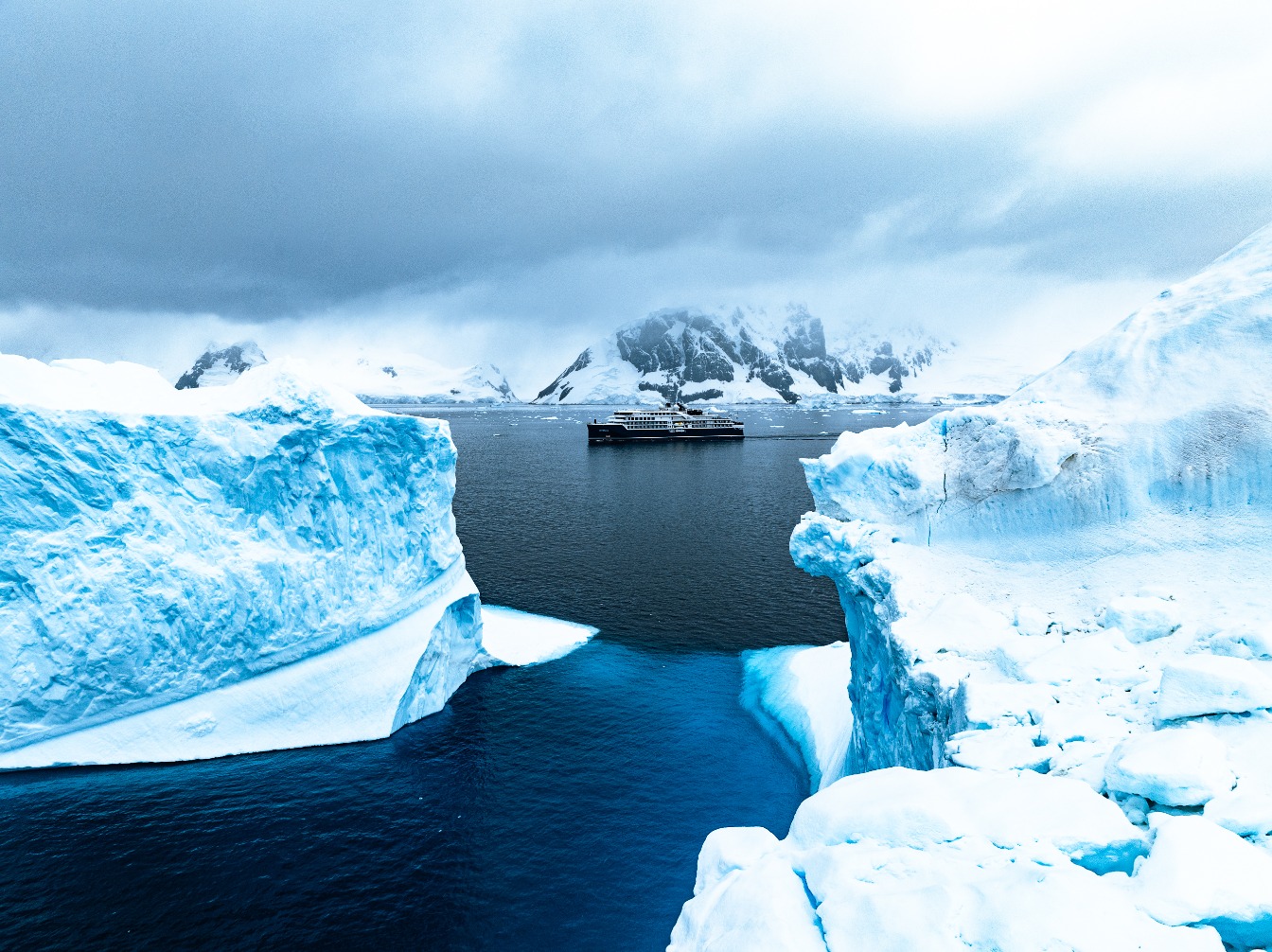 Экспедиция в Антарктиду завершена