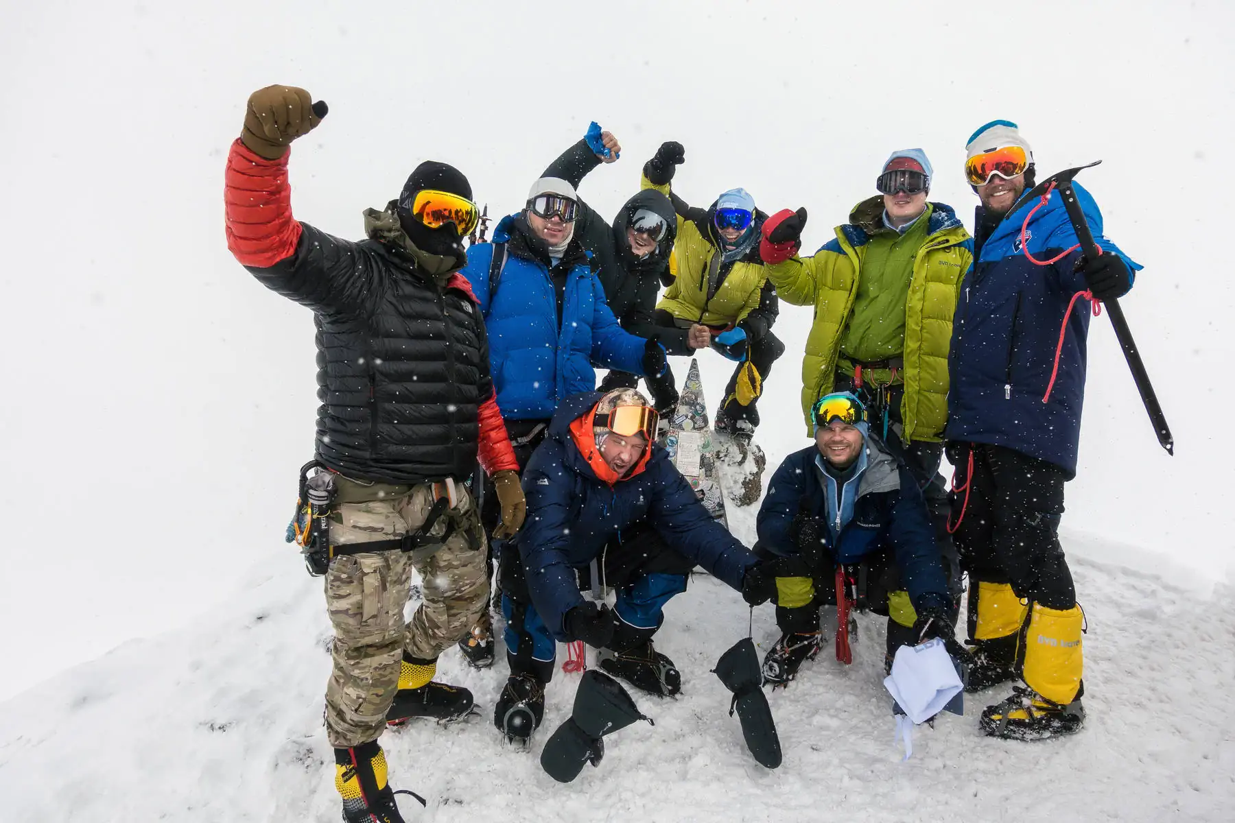 Climbing Elbrus . photo 33